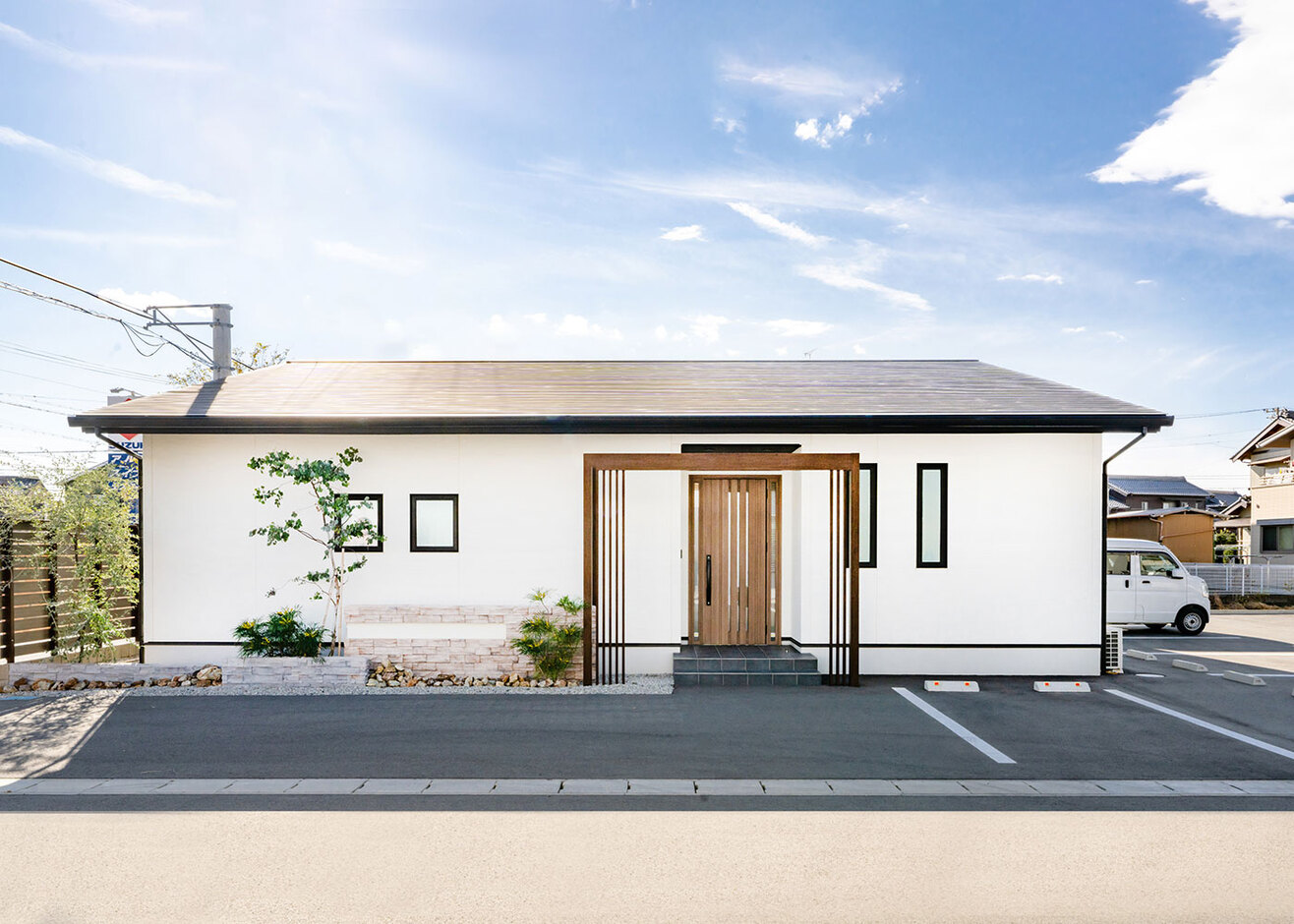 家事ラクと暮らしやすさ二つを両立した平屋モデルハウス 1
